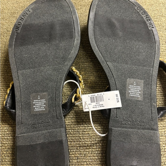 Old Navy Sandals - Picture 5 of 6